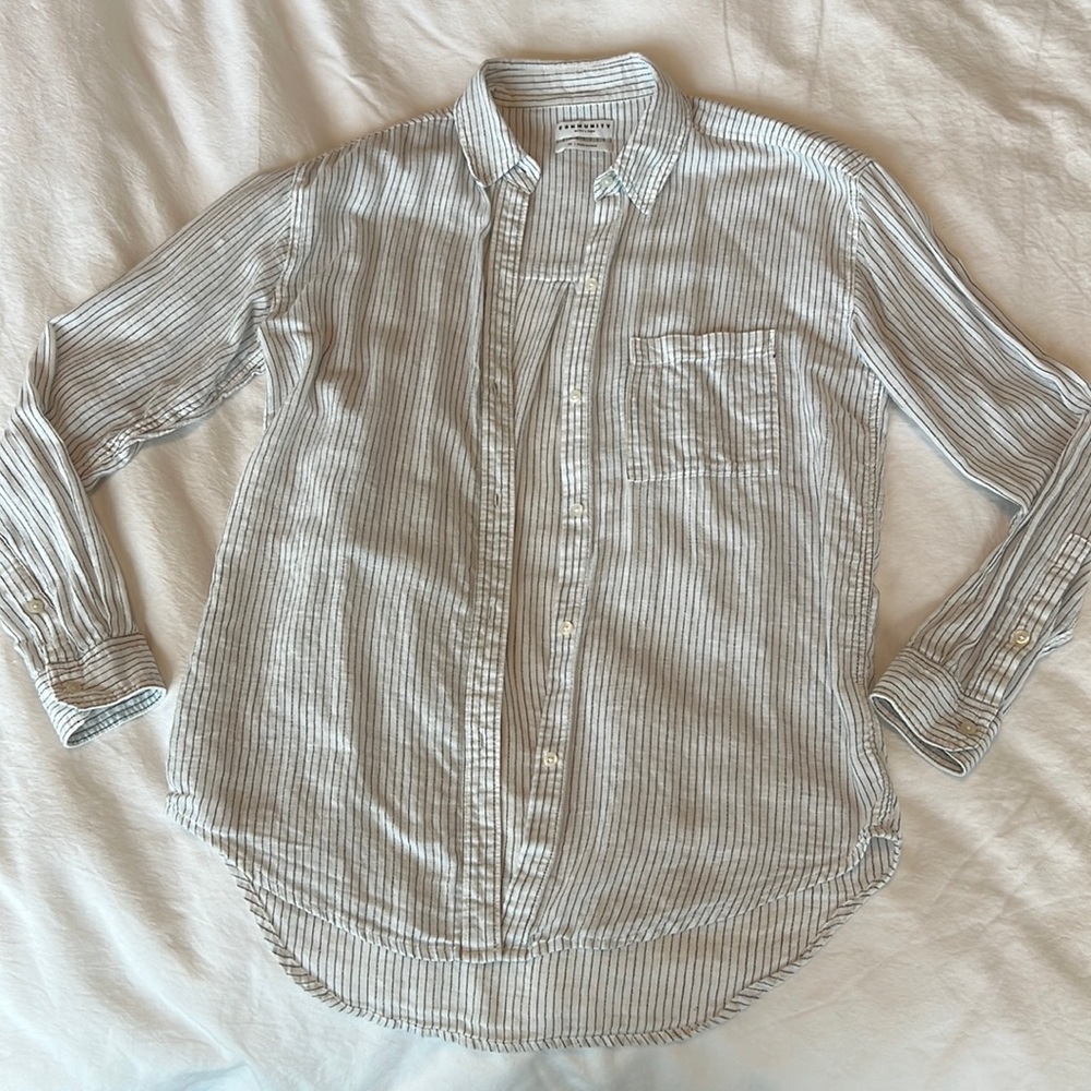 Aritzia Community with Linen Button Down Long Sleeve